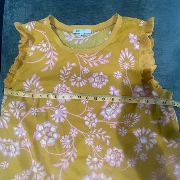 Dr 2 Yellow Floral Top with Ruffle Sleeves- Size XXL - Picture 9 of 11